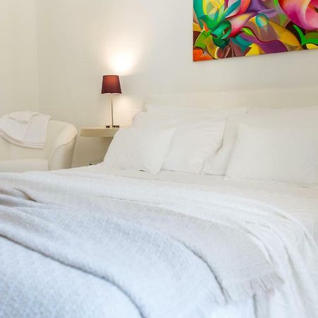 La Finestra Sul Convitto B&B Лече Екстериор снимка